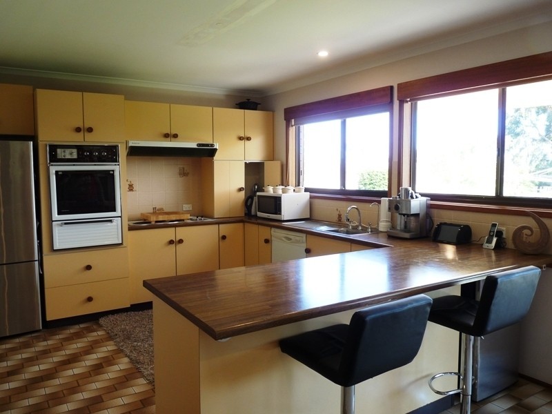 12 Hakea Place, Tura Beach NSW 2548