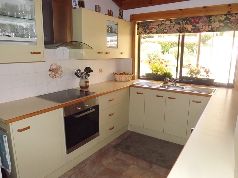 24 Illawong Road Anglers Reach, Eucumbene NSW 2628