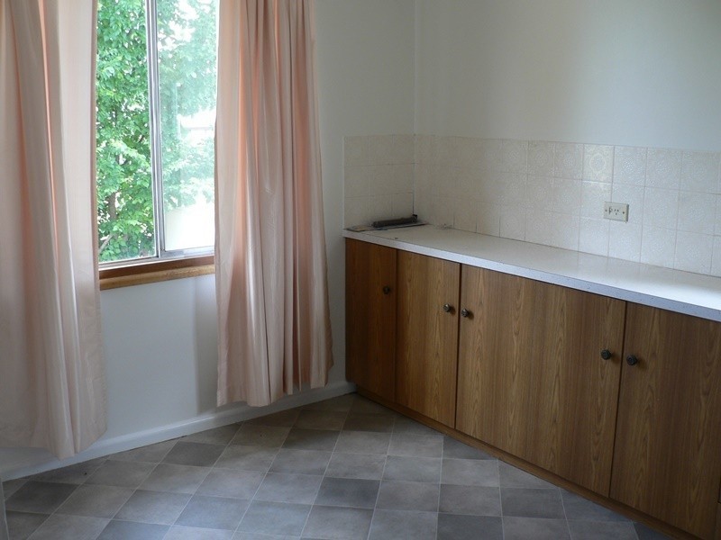 3  Adams Avenue, Cooma NSW 2630