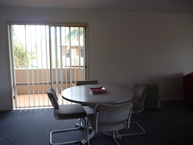 2/4 Cameron, Merimbula NSW 2548