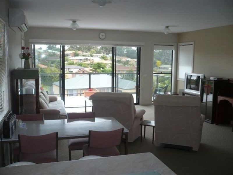 2A Elizabeth Parade, Tura Beach NSW 2548