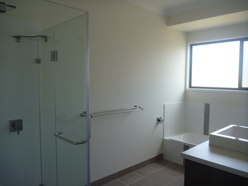 14D Elizabeth Parade, Tura Beach NSW 2548