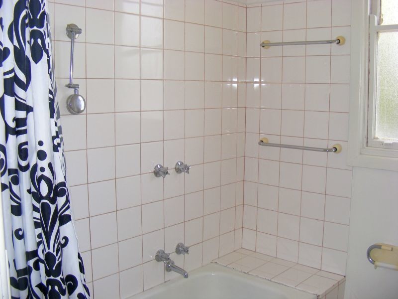 64 Meringo Street, Bega NSW 2550