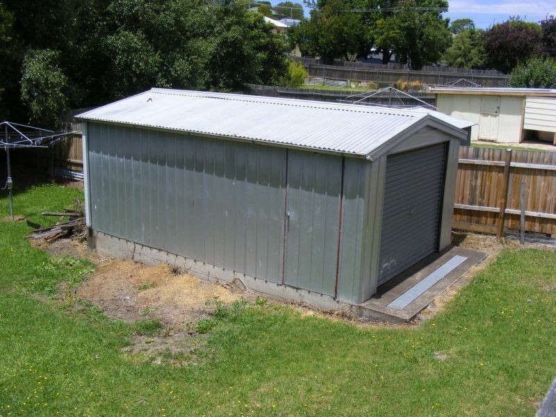 64 Meringo Street, Bega NSW 2550