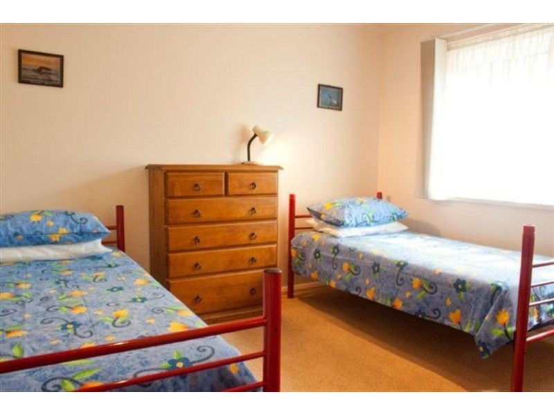 7C Surf Circle, Tura Beach NSW 2548