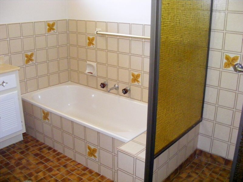 5 Goldberg Place, Bega NSW 2550