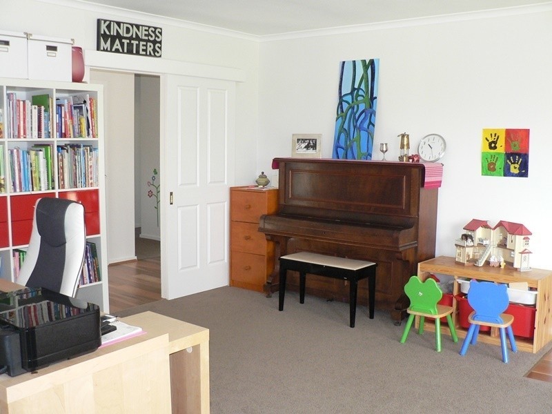 14 Moorong Place, Cooma NSW 2630