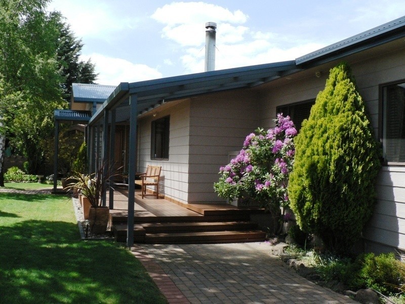 35 Polo Flat Rd, Cooma NSW 2630