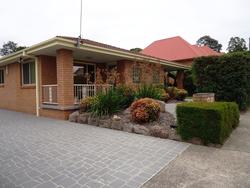 64 Upper St, Bega NSW 2550