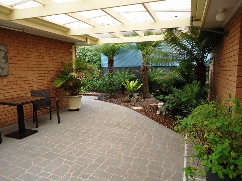 64 Upper St, Bega NSW 2550