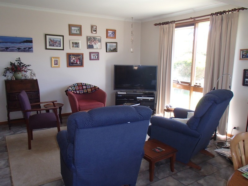 3 Pacific Way, Tura Beach NSW 2548