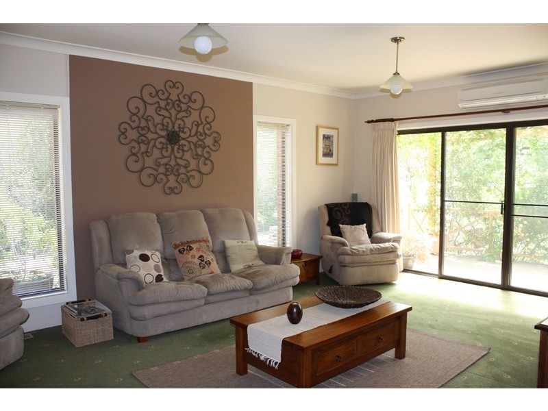 38 Bent Street, Cooma NSW 2630