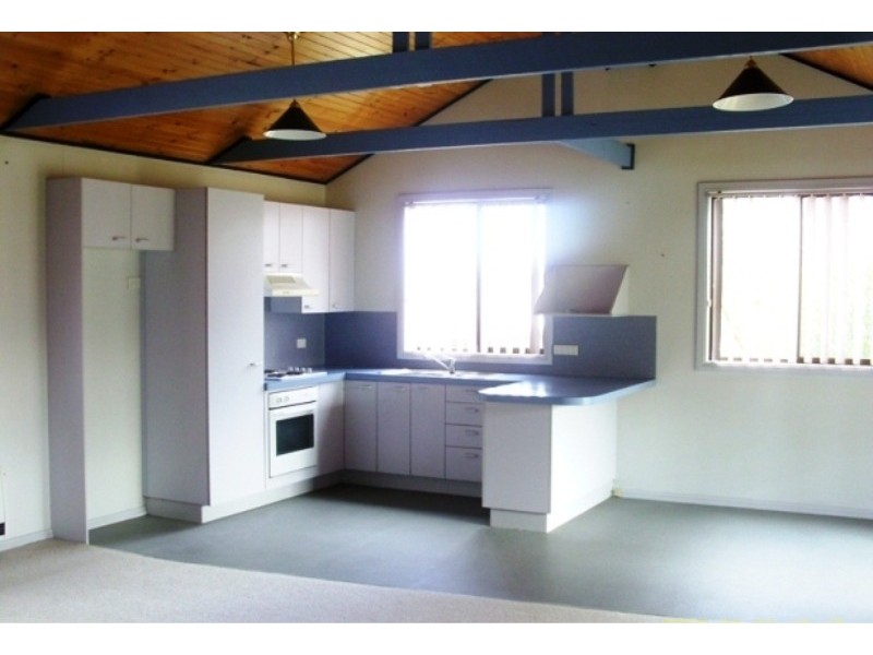 226B Auckland St, Bega NSW 2550