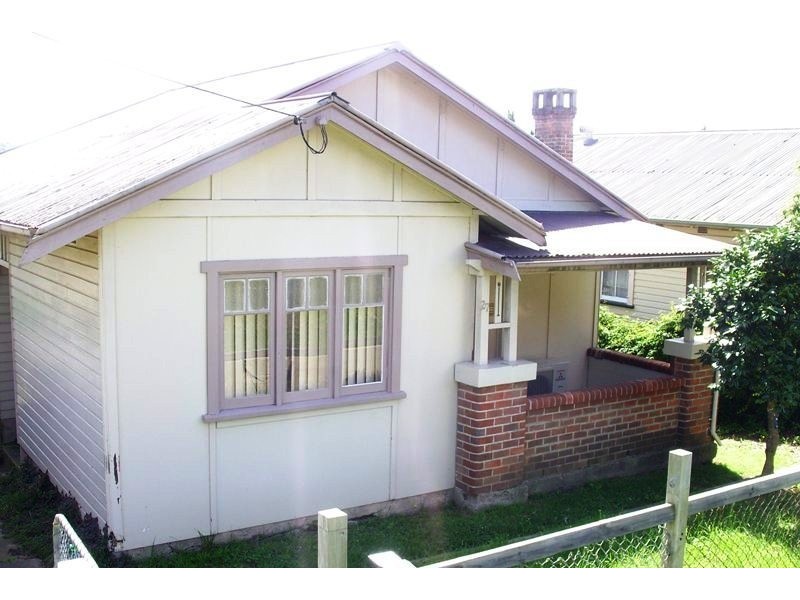 27 Parker St, Bega NSW 2550