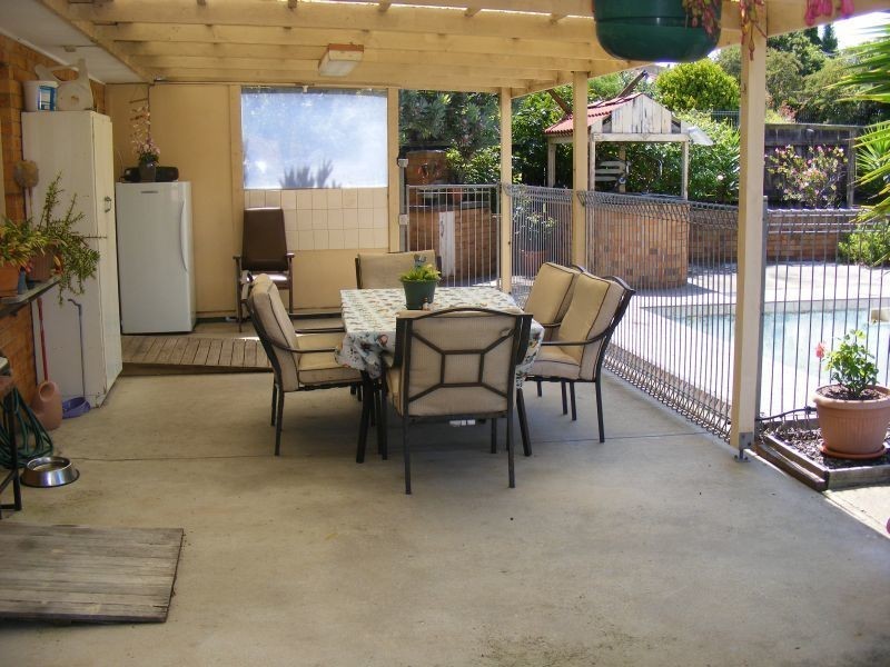 6 Hakea Place, Tura Beach NSW 2548