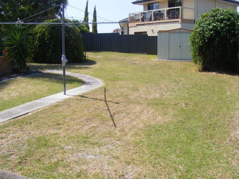 6 Hakea Place, Tura Beach NSW 2548