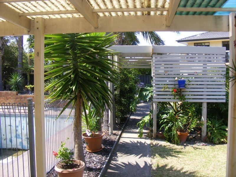 6 Hakea Place, Tura Beach NSW 2548