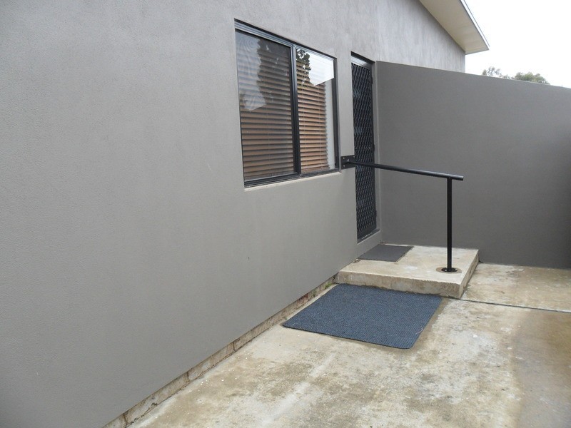 2/142 Vale Street, Cooma NSW 2630