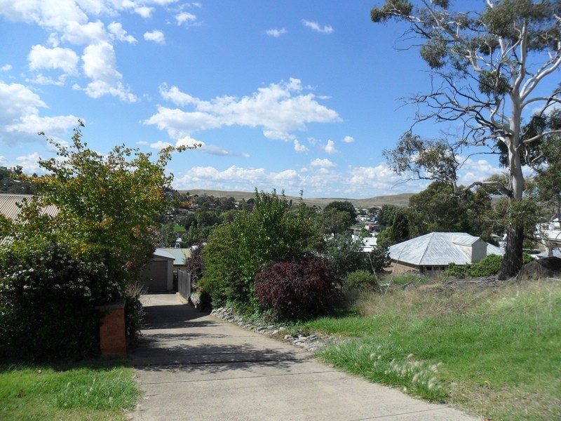 12a Soho Street, Cooma NSW 2630