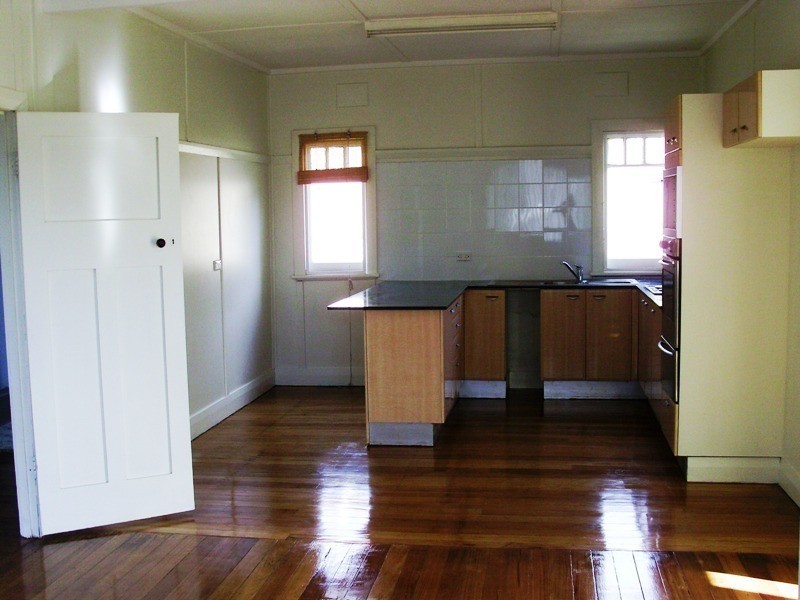 29 Carp St, Bega NSW 2550