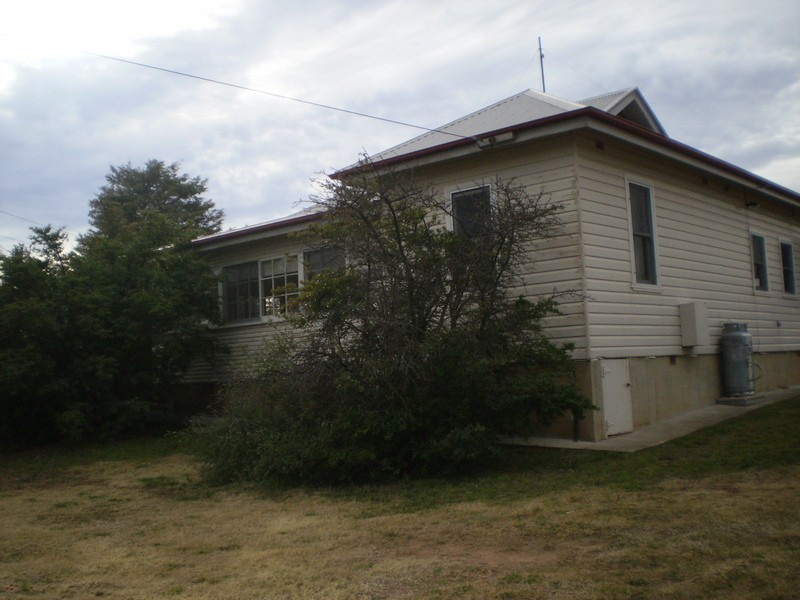 12 Barnes Street, Dalgety NSW 2628