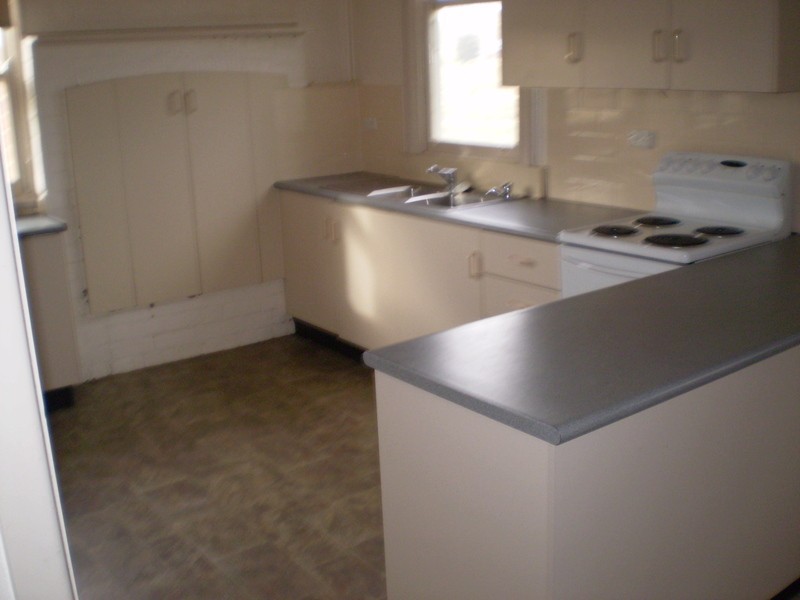 12 Barnes Street, Dalgety NSW 2628