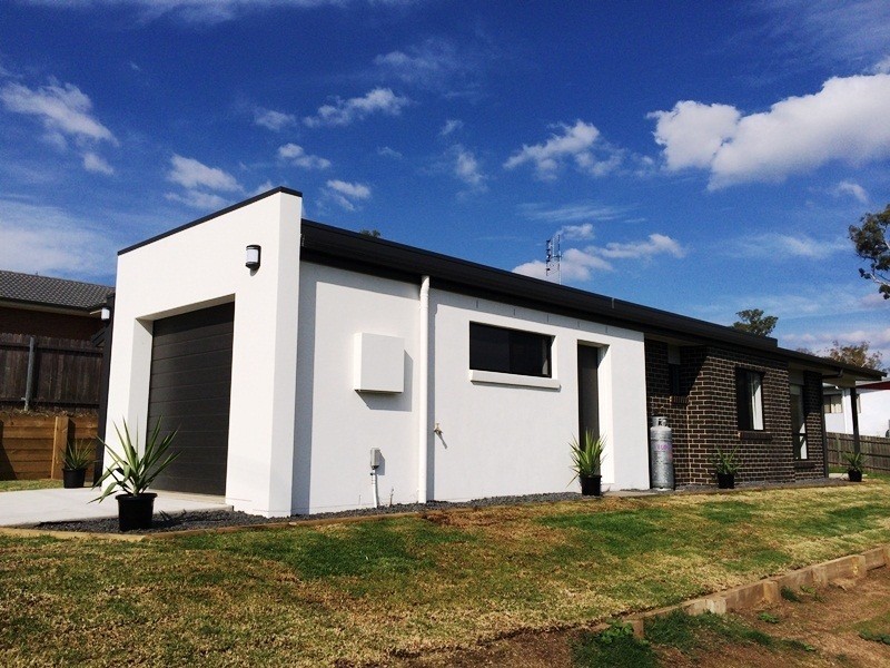 26 Howard Avenue, Bega NSW 2550