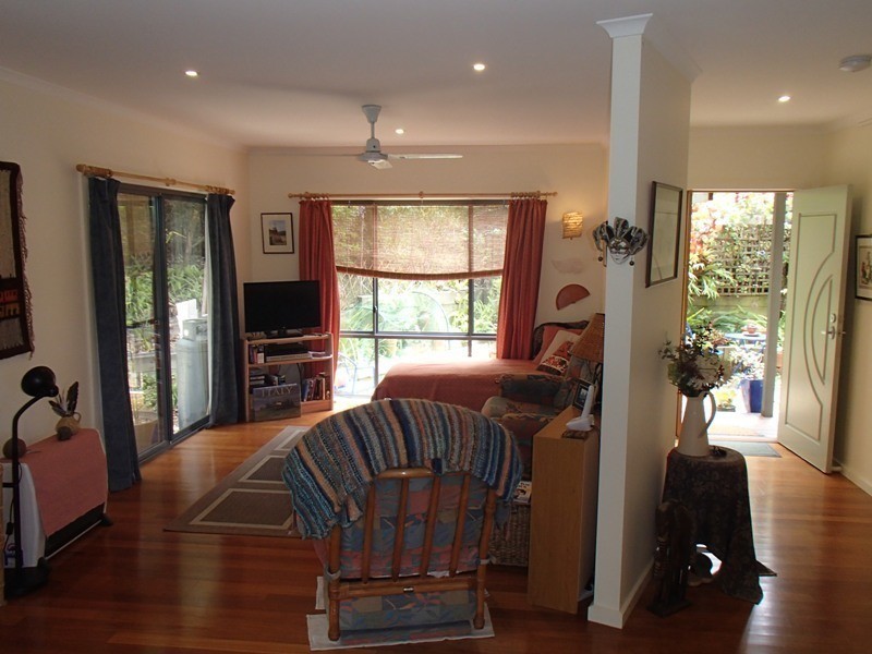 74 Surf Circle, Tura Beach NSW 2548