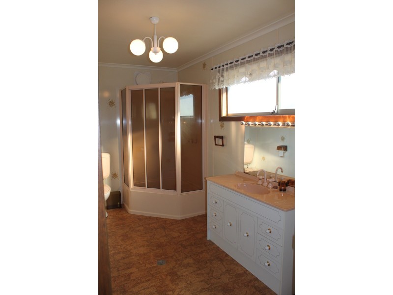 7 Kanangra Street, Pambula Beach NSW 2549