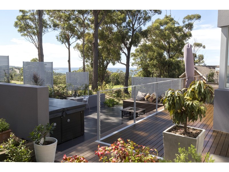 25 Acacia Crescent, Tura Beach NSW 2548