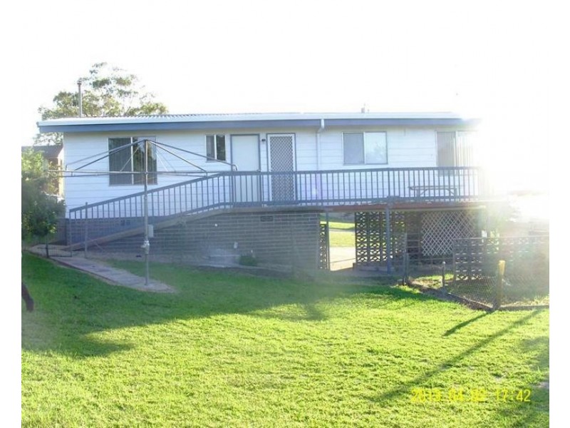 10 Glebe Ave, Bega NSW 2550