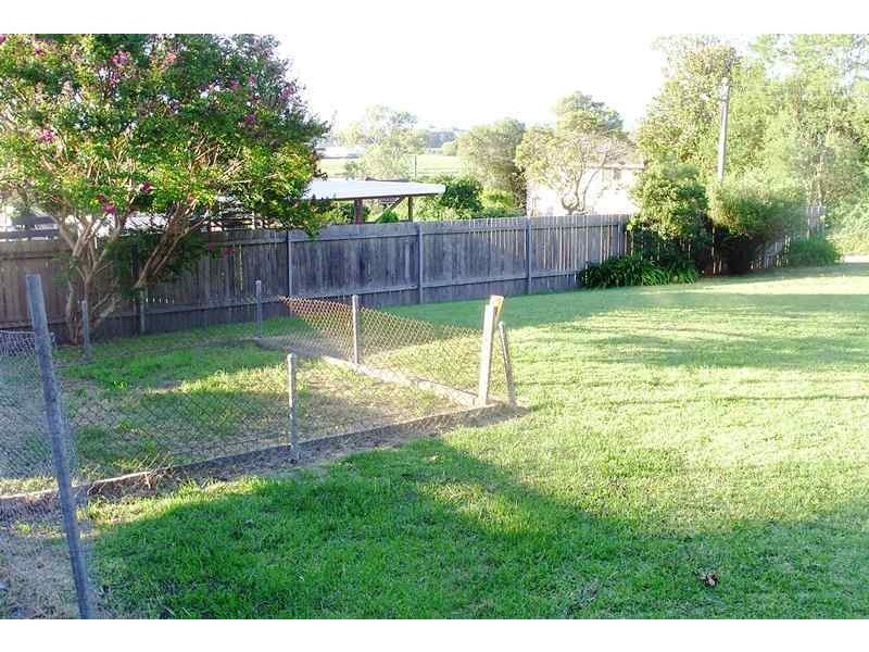 10 Glebe Ave, Bega NSW 2550