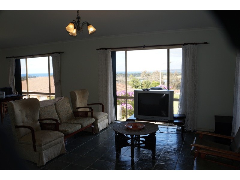 18 Tantawangalo Street, Merimbula NSW 2548