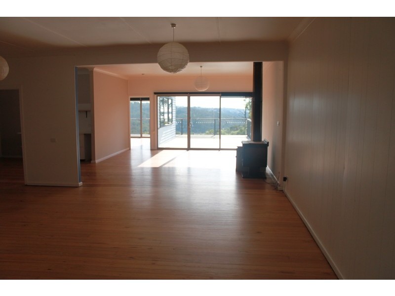 37 Lakeview Avenue, Merimbula NSW 2548