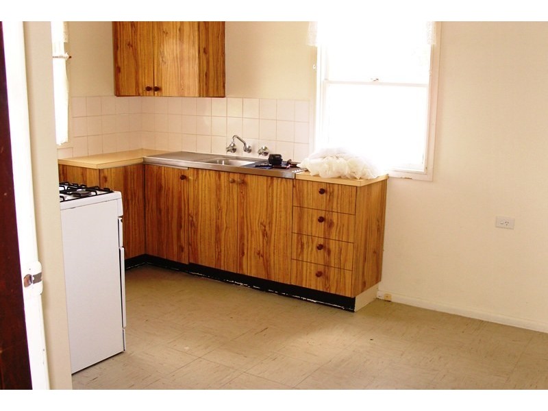 97 Ravenswood St, Bega NSW 2550