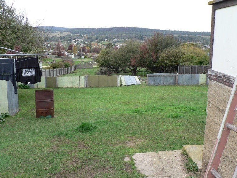 44 Iris Street, Bombala NSW 2632