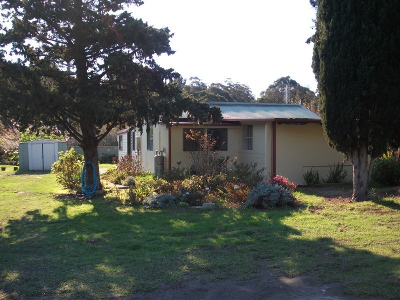 372 Tathra Rd, Kalaru NSW 2550