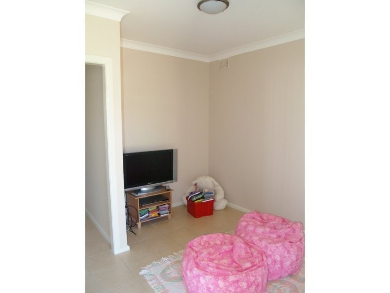 32 Tathra Road, Bega NSW 2550