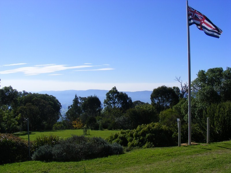 24 Thorn Hill Close, Bega NSW 2550