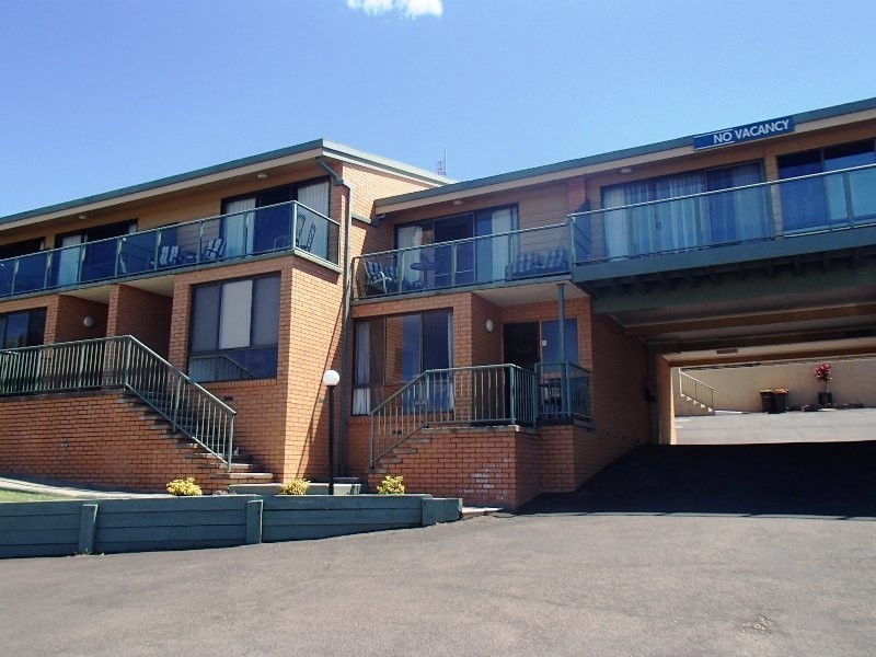 10/13 Short Street, Merimbula NSW 2548