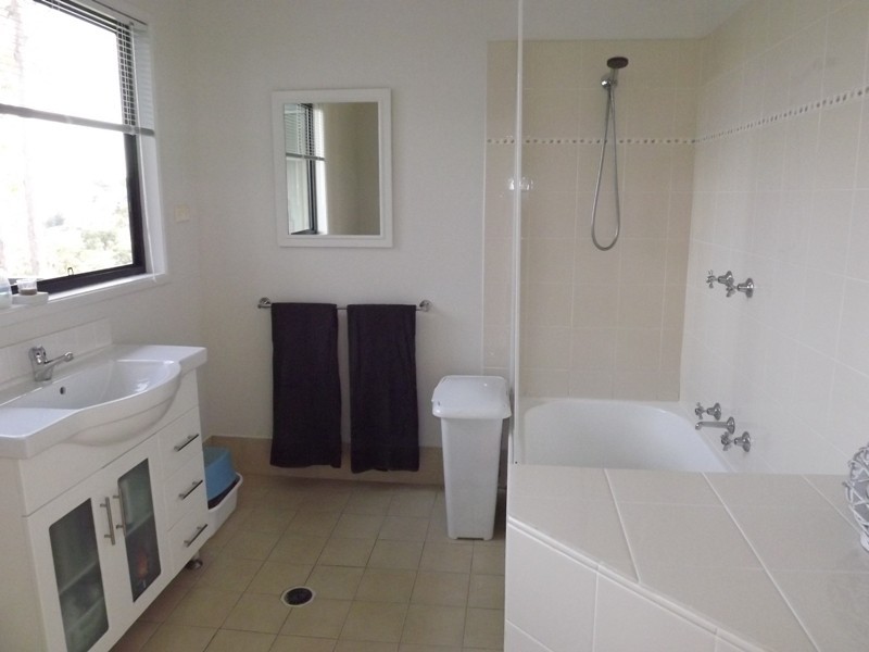 37 John Close, Merimbula NSW 2548