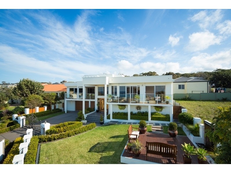 6 Lauren Court, Tura Beach NSW 2548