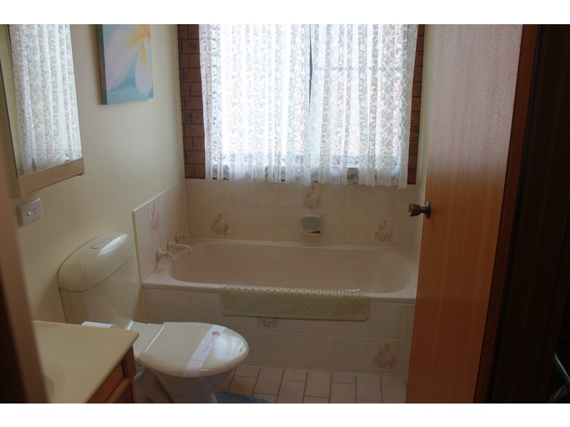 17 Park Street, Merimbula NSW 2548