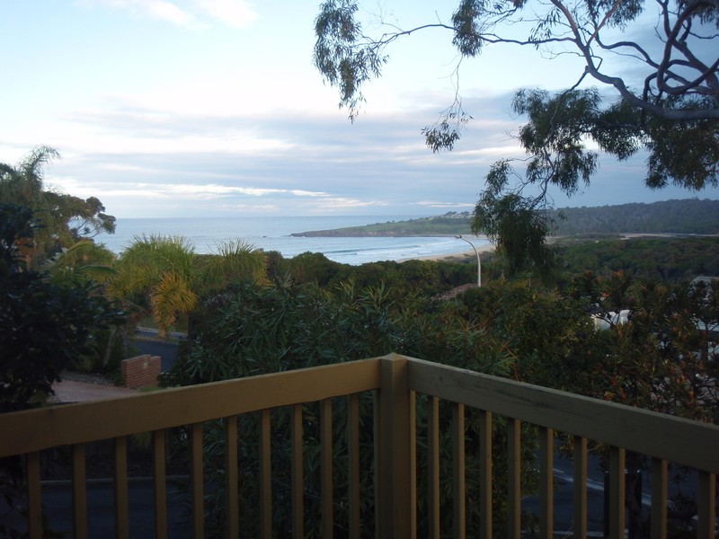 41 Surf Circle, Tura Beach NSW 2548