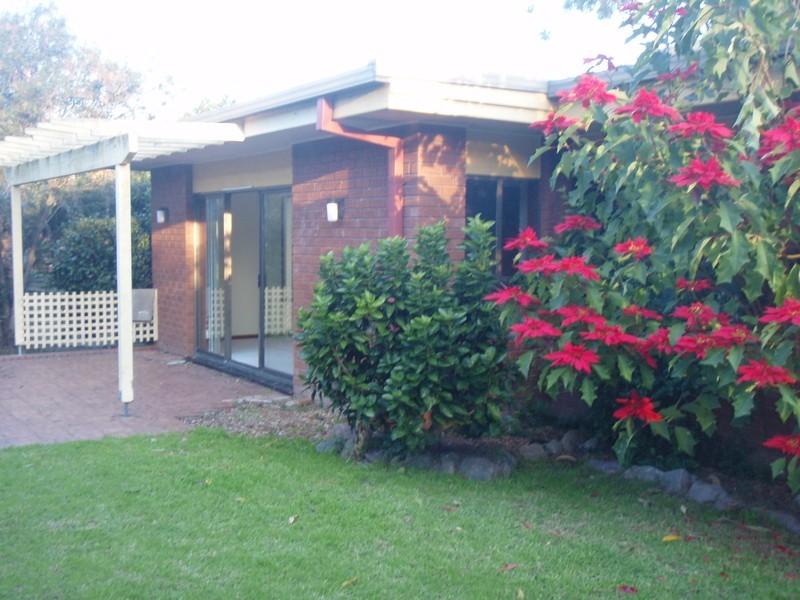 41 Surf Circle, Tura Beach NSW 2548