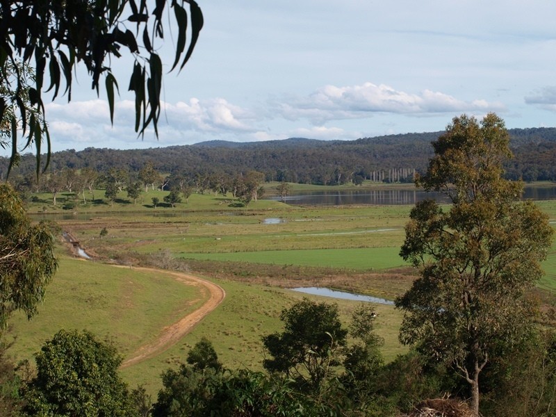 85 Jellat Way, Bega NSW 2550