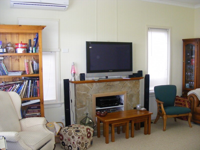 5 Tathra Road, Bega NSW 2550