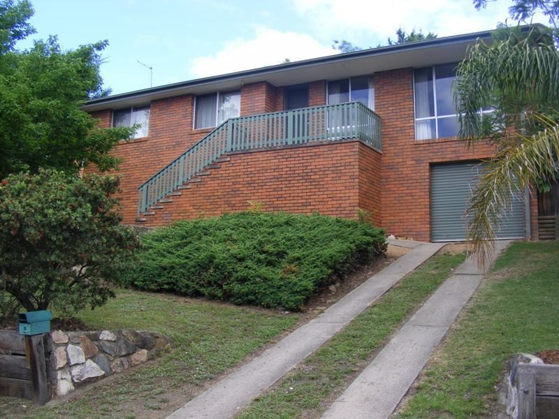 5 Gregory Way, Bega NSW 2550