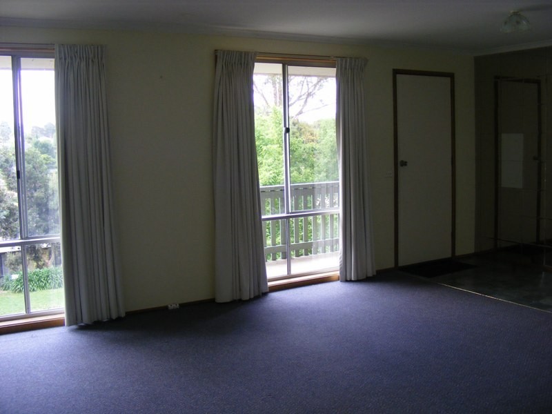 5 Gregory Way, Bega NSW 2550