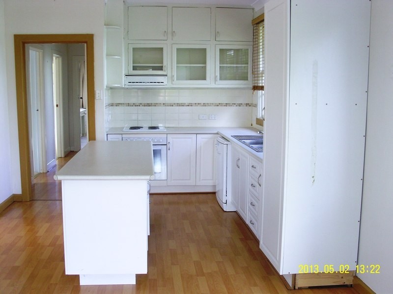 16 Thawa Close, Bega NSW 2550